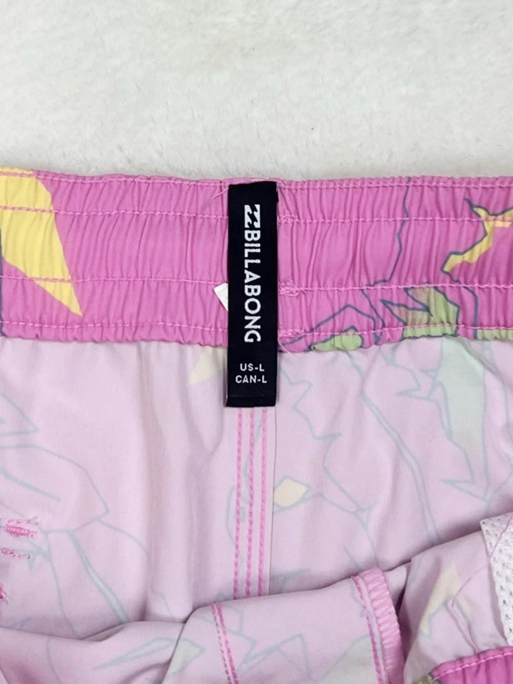NEW Billabong Men's Pink Palm-Print Swim Trunks Pink
